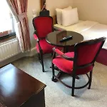 Leeson Appartement *