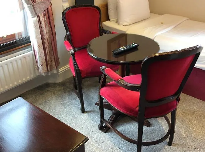 Leeson Apartament *